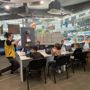 KIBERone стал официальным партнером Технопарка «Сколково» - КИБЕРшкола программирования для детей, компьютерные курсы для школьников, начинающих и подростков - KIBERone г. Минино