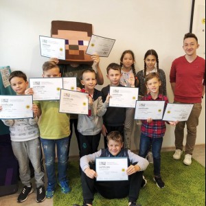 Самая новая и самая крутая локация Екатеринбурга на ул. Московская, 77 открыта! - КИБЕРшкола программирования для детей, компьютерные курсы для школьников, начинающих и подростков - KIBERone г. Минино